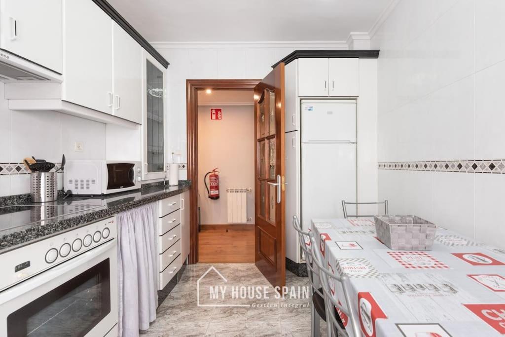 Myhousespain - Piso En Cimadevilla Junto Al Mar Хихон Экстерьер фото